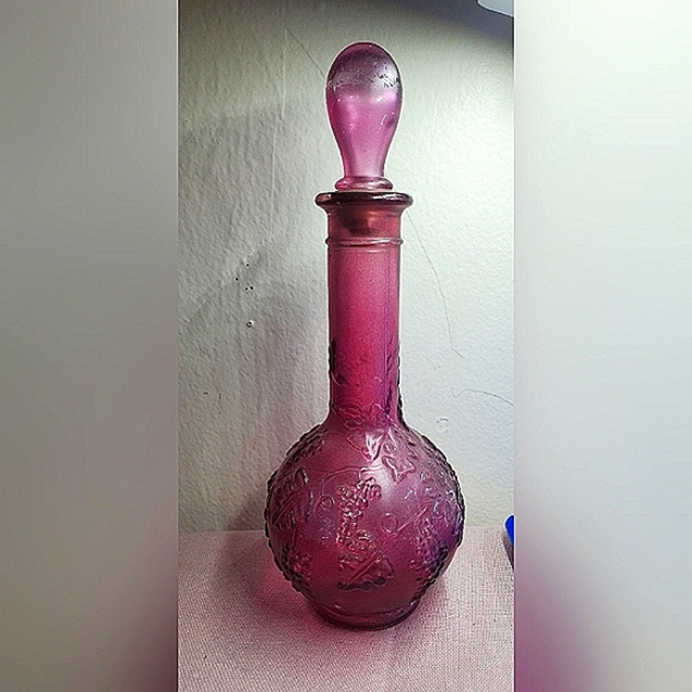 Skin So Soft Bottle by Avon, 1973 Bath Oil Decanter, Embossed Grape Vines EMPTY